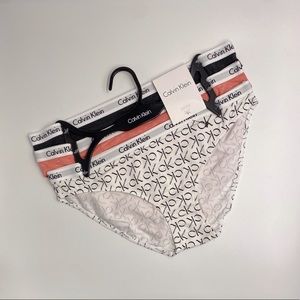 NWT Calvin Klein 3pc Bikini Panty Set